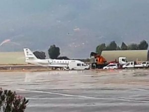 Milas-Bodrum Havalimanı'nda özel jet pistten çıktı