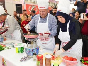 Muhtarların en iyi menemen yarışı