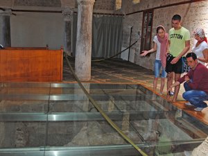 Yivli Minare Camii'nin 800 ısıtma sistemi turistleri büyülüyor