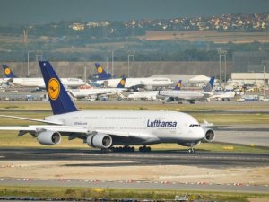 Lufthansa, hızlı tanı testlerini kullanmaya başlıyor