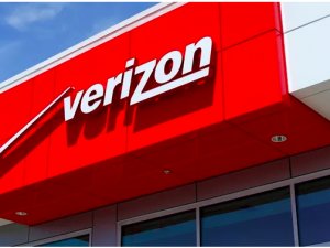 Verizon, Yahoo ve AOL'u yarı fiyatına satıyor