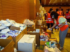 Manavgat Belediyesi'nden zarar görenlere ilaç dağıtımı başladı