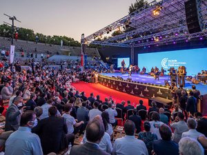 İzmir Enternasyonal Fuarı, kaldığı yerden devam ediyor