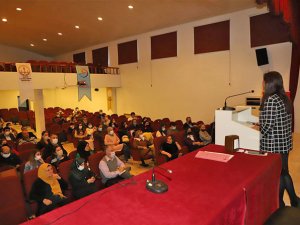 Alanya'da öğretmenlere müzeler seminerle ile tanıtılıyor