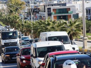 Bodrum'da oteller doldu, maske ve hes kodu kontrolleri yapıldı.