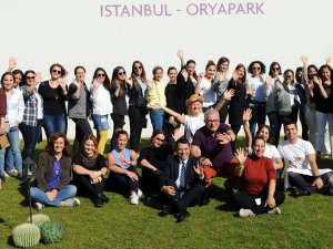 Crowne Plaza Oryapark’ta makyaj semineri