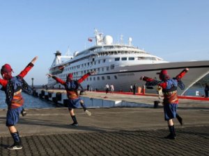 Çeşme’ye kruvaziyer seferleri 6 Nisan'da başlıyor