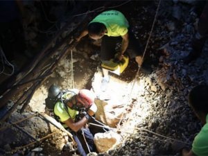 Mersin'de define için kazdıkları kuyuda zehirlenen 2 kişi öldü