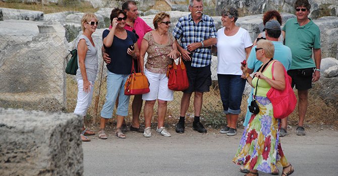 Sİde turizminin can damarı Almanya'dan gelen turistler