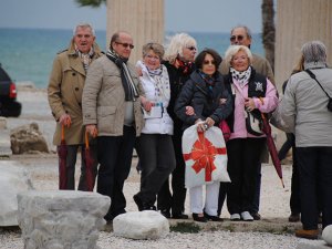 Antalya'nın en büyük avantajı, yılın 300 günü güneşi