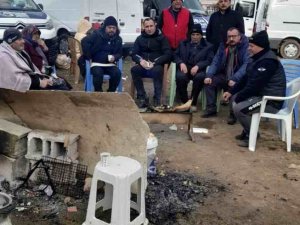 Şahan Gökbahar: İnsanlar hala çadır diye yalvarıyor, yazık!