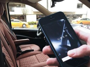 Uber, Elevate Summit’te uçan taksi için tarih verdi