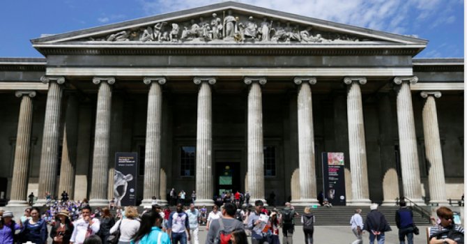 Dünyanın gözdesi British Museum'da eserler çalındı!