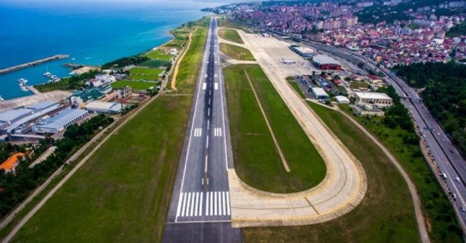 Bakan Uraloğlu: Trabzon'a ikinci havalimanı lazım