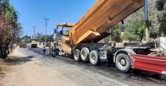 Bodrum’da sıcak asfalt çalışması yapıldı