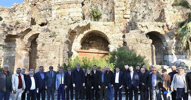 Bakan Ersoy: Turistlerin tarihi yer ziyareti yüzde 45 arttı