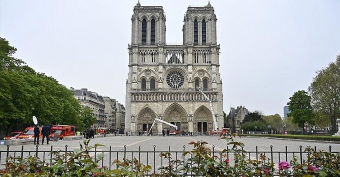 Notre Dame Katedrali yıl sonunda ziyarete açılacak