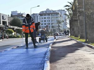 Muratpaşa'da spor turizmi için bisiklet yolları yenileniyor