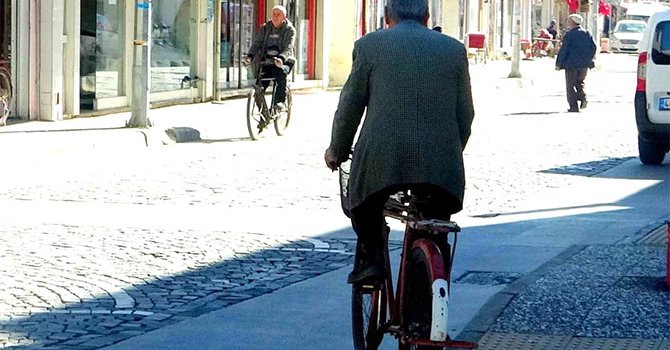 Muğla'nın Ula ilçesine Bisiklet Cumhuriyeti adı veriliyor