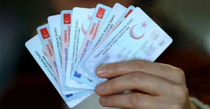 Bakanlıktan uyarı: Eski tip ehliyet kullanan ceza ödeyecek