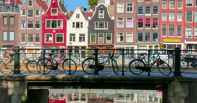 Amsterdam kruvaziyer sayısını yılda 100 gemi ile sınırlandırdı