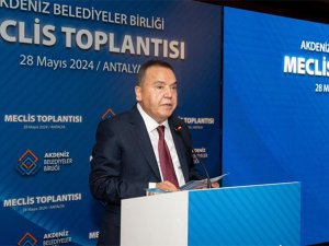 Akdeniz Belediyeler Birliği Başkanlığına Muhittin Böcek seçildi