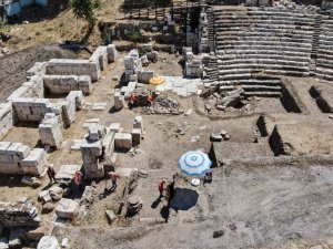 Smyrna Tiyatrosu İzmir’in ikinci Efes’i olacak