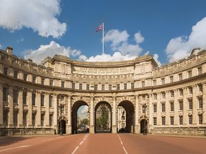 Waldorf Astoria Londra’ya geliyor