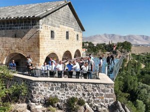 Yeşilburç’un tarihi yapıları turizme kazandırılıyor