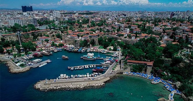 Antalya'da yabancı ortaklı şirket sayısı artıyor