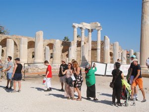 Antalya'ya ilk 10 ayda birinci sırada yine Ruslar oldu