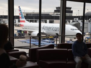 American Airlines'tan uçağa binişte sıra teknolojisi