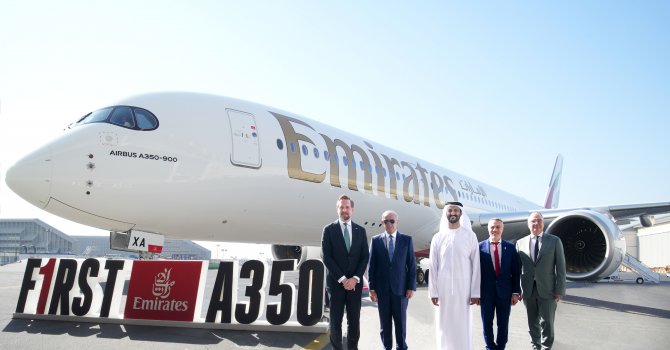 Emirates, ilk A350 uçağını resmi olarak tanıttı