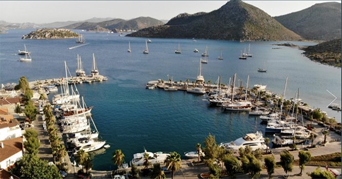 Marmaris'teki Bozburun Marina 13 günlük şirkete ihalesiz verildi