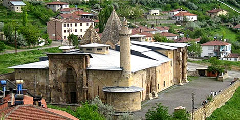 Divriği Ulu Camii çevresi açılıyor