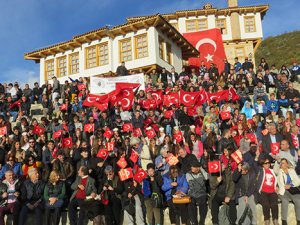 Cumhuriyet’i Atatürk’ün baba evinde kutladık