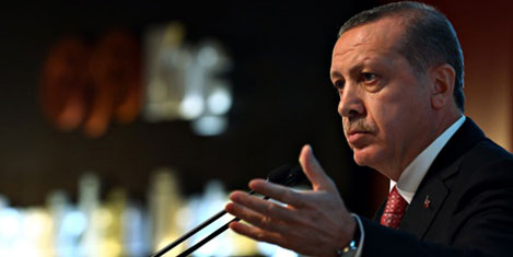 The Guardian: Erdoğan paranoyak bir otokrat