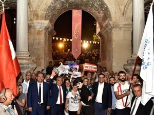 Muratpaşa Kaleiçi Old Town Festivali başladı