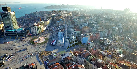 Taksim Camii için ilk kazma