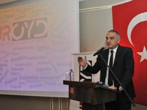 Bakan Ersoy: TGF kurulunda TUROYD’da yer alacak