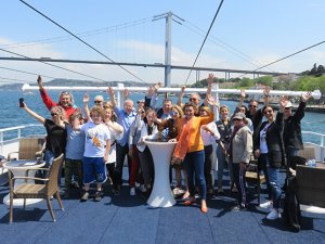 Lion Turizm ile Boğaz’da yatta eğlencenin tadına varın