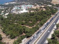 Bodrum'a 12 saatte 40 bin, 4 günde 151 bin araç giriş yaptı