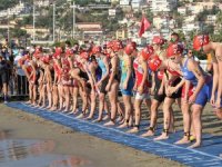 30. Alanya Triatlonu'na 41ülkeden 1000 sporcu katıldı