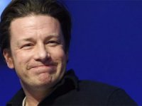 Şef Jamie Oliver'ın çocuk kitabı geri çekildi