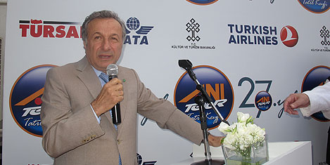 ani-tur-plaza-acilis-4.20120608000039.jpg