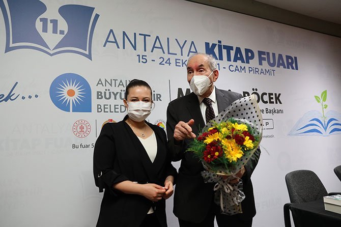 antalya-kitap-fuari’-001.jpg