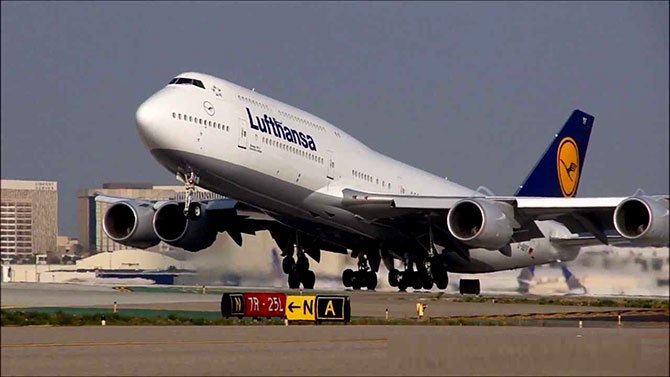 b747-8-lufthansa.jpg