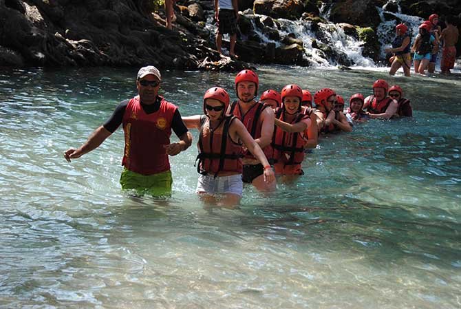 beskonak-koprulu-kanyonda-rafting--002.jpg