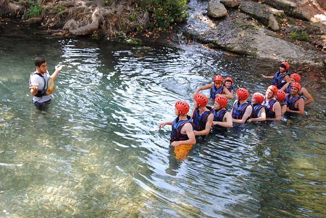 beskonak-koprulu-kanyonda-rafting--003.jpg