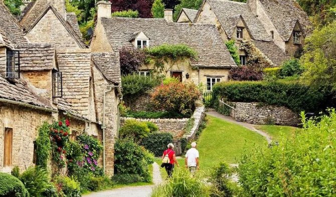 cotswolds’-002.png